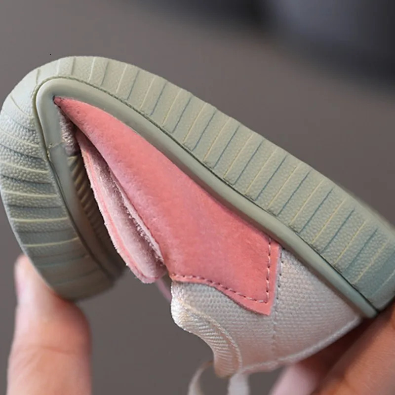 Childrens Soft Nonslip Comfortable Boys Girls Casual Shoes Toddler Baby Sneakers Kids Canvas Shoes250825 XJ260303