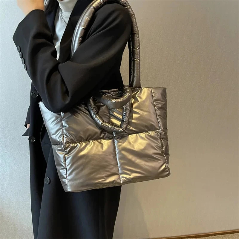 Puffy Shoulder Bag Women Quilted Space Down Feather Padded Cotton Handbag Winter Large Capacity Warm Shopping Purse 250820