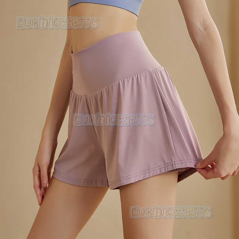 Ice Sensation Quick Drying Fake Twopiece Anti Glare Sports Shorts Womens Loose Fitting Running Fitness High Waist Yoga Pants 3/4 Pants Summer H250825