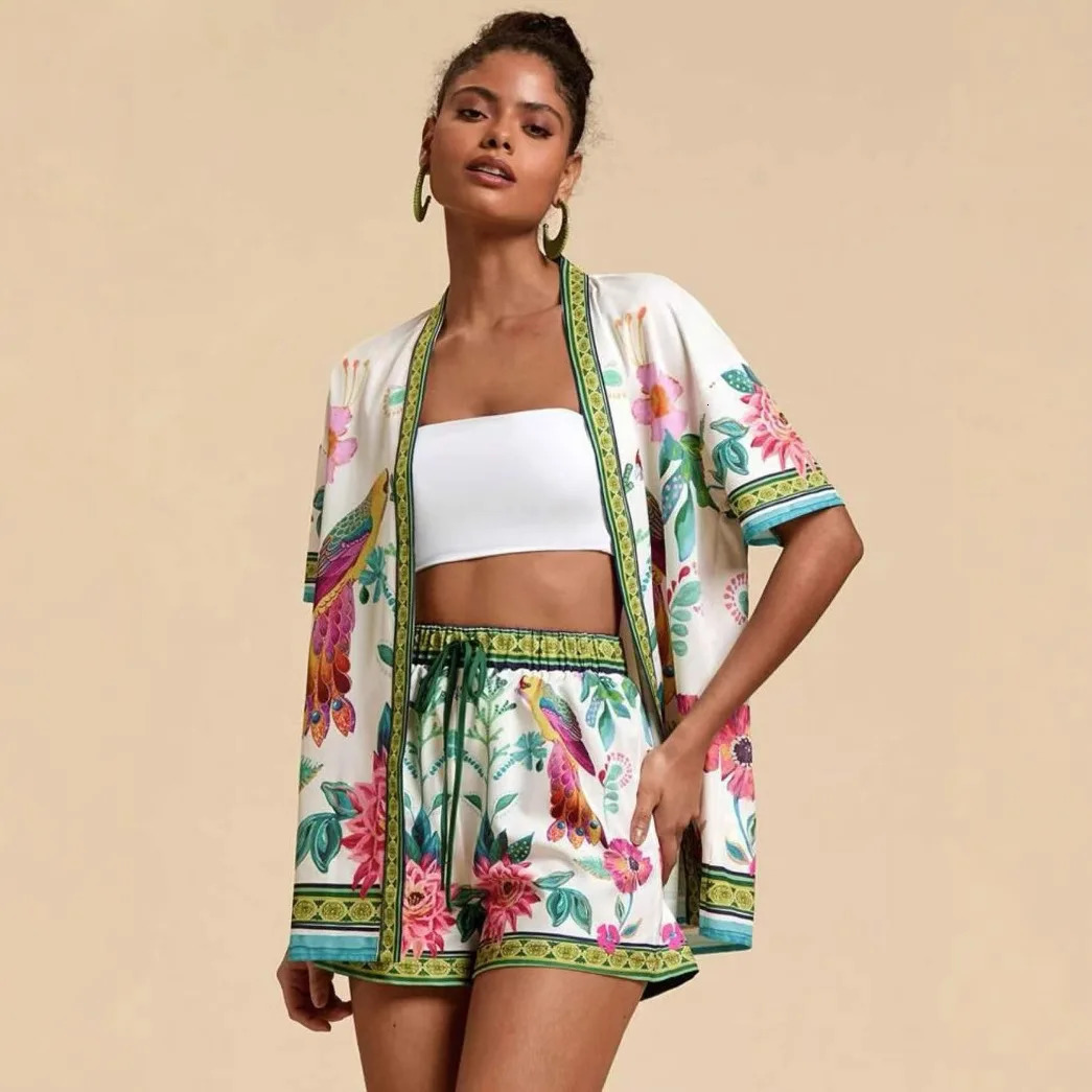 2025 Summer Fashion Printed Two Piece Set Women Casual Beach Style Holiday Cardigan Shirt Top Shorts 2Piece Outfit 250825
