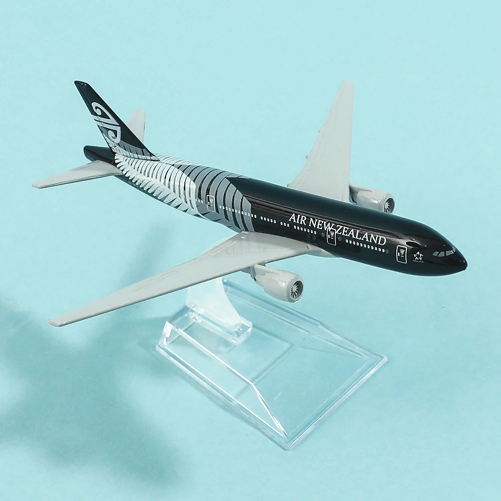 Scale 1 400 Metal Aviation Replica Zealand B777 Airlines Boeing Aircraft Model Airplane Diecast Collection Miniature Toys 250825