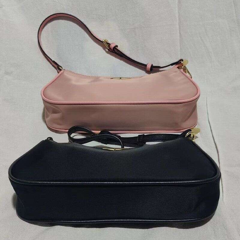 2023 European and American Fashion Gu Goreign Trade New Women's Bag Inverted triangle simple nylon shoulder all-match solid color underarm bag