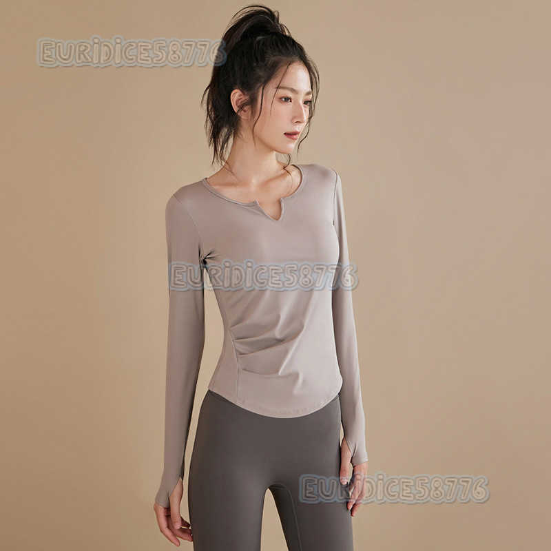 Highend Yoga Outfit with Chest Pads for Women Autumn and Winter Long Sleeve Sports Running Pilates Training Set Fitness Top H250825