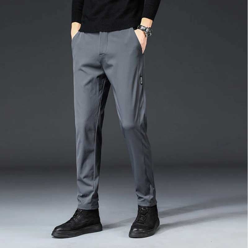 2024 Spring and Autumn Mens Golf Pants High Quality Elasticity Fashion Casual Versatile Breathable Trousers W250826
