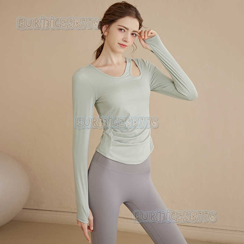 Hollow Out Yoga Shirt with Chest Pads for Women Long Sleeve Sports Top Quickdry Tightfitting Running Training Pilates Fitness Shirt for Autumn H250825