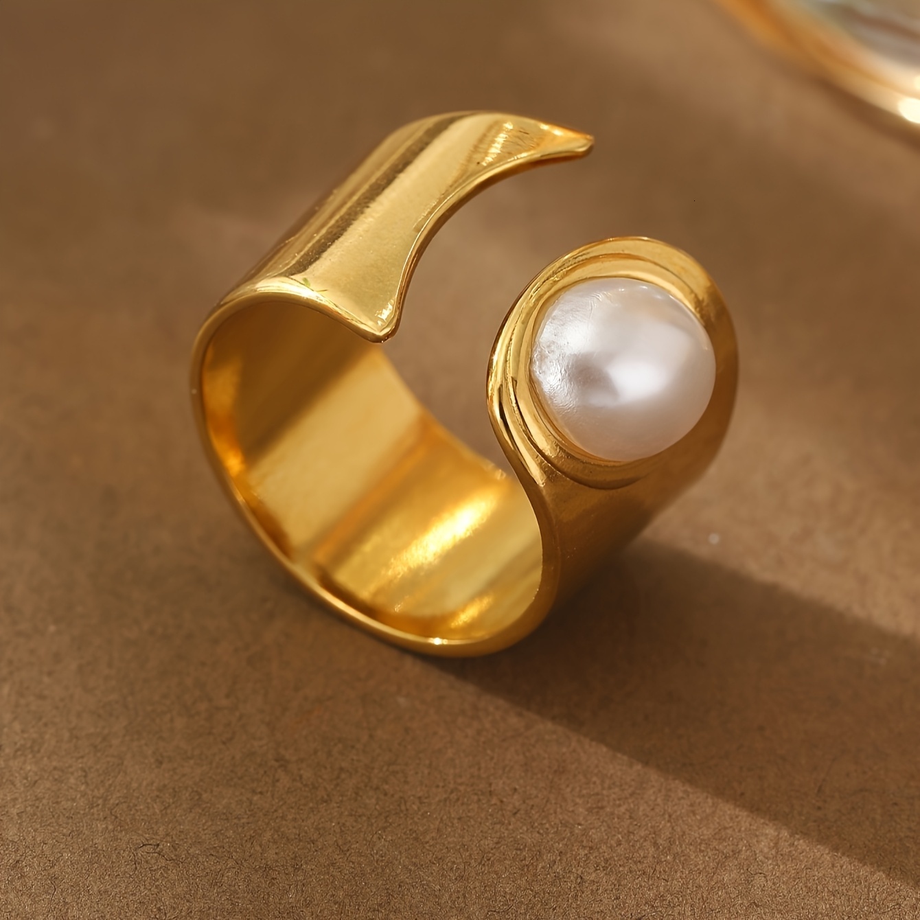 1 Piece Simple Open 304 Stainless Steel Ring, Women, Plated, Decorated with Imitation Pearls Suitable for Daily Wear, Parties, Graduations, Music Fest