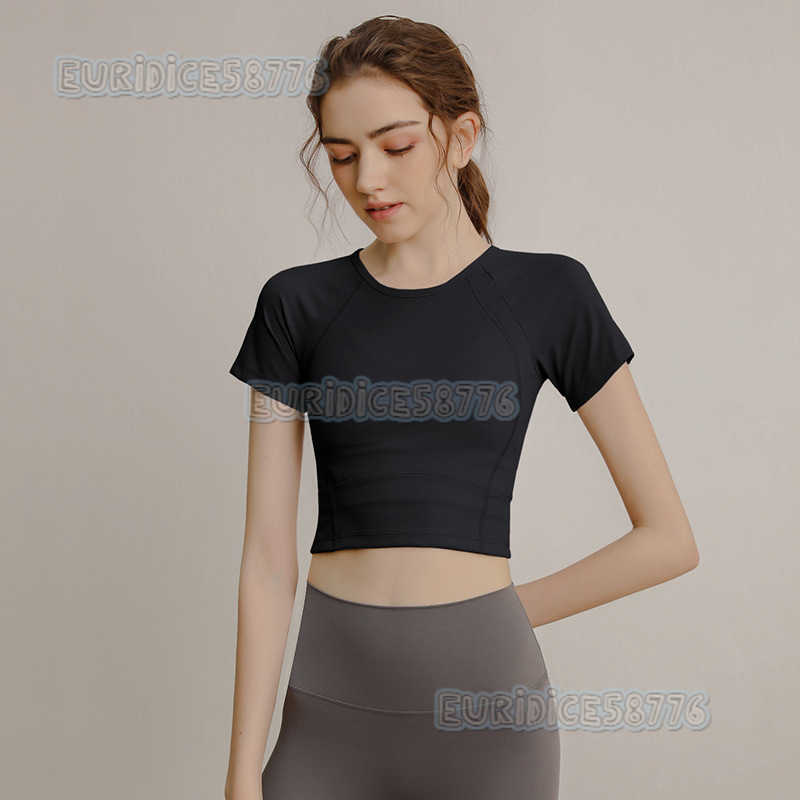 2025 New Womens Sports Short Sleeve Tshirt Quickdry Breathable Fitness Shirt Running Tight Yoga Shirt Summer Fitness Clothing H250825