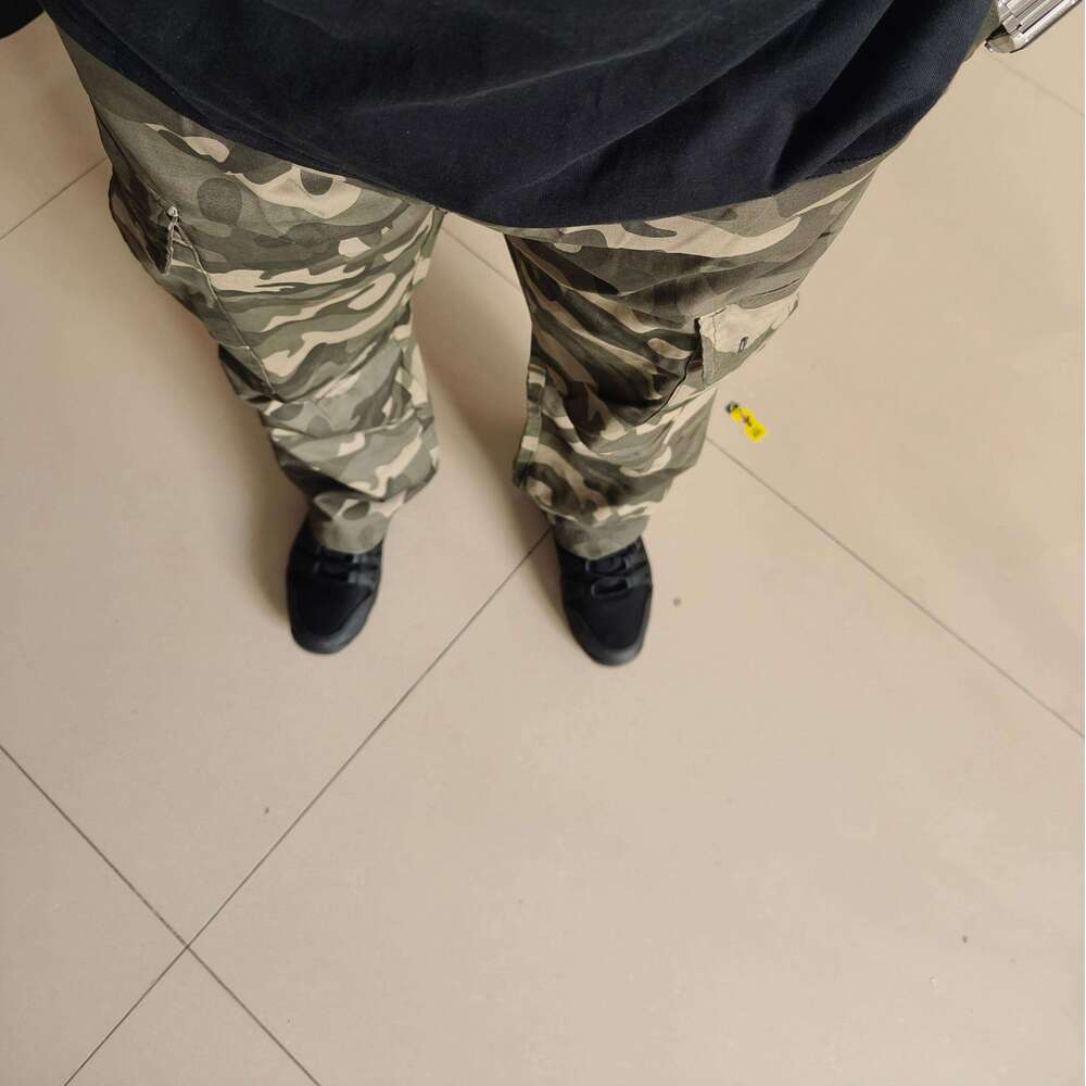 Men's Camouflage Cotton Baggy Pants with Bellow Pocket and Zipper Fly Custom OEM Mid-Waist Lightweight Casual Design
