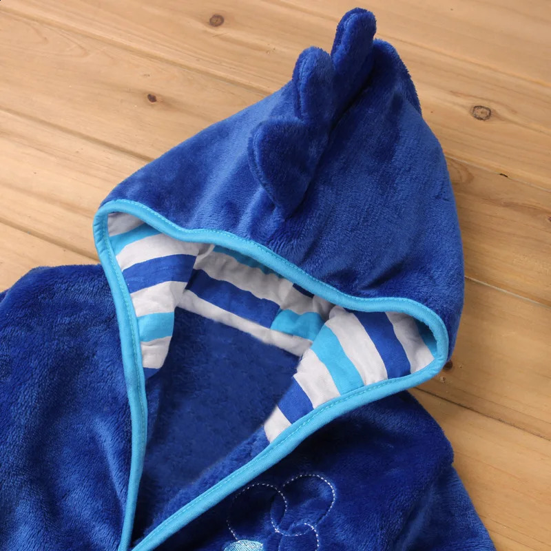 Children Pijama Infantil Kids Warm Pajama Nemo Pyjamas Boys Baby Girls Blue Clown Fish Animal Flannel Sleepwear Robe 250826