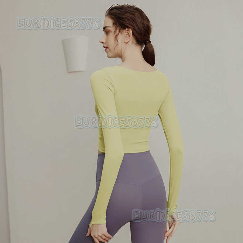 Yoga Suit with Chest Cushion Long Sleeve Sports Shirt Womens Tight Running Fitness Suit Large Size Slim Fitting Autumn and Winter Fitness Suit H250825