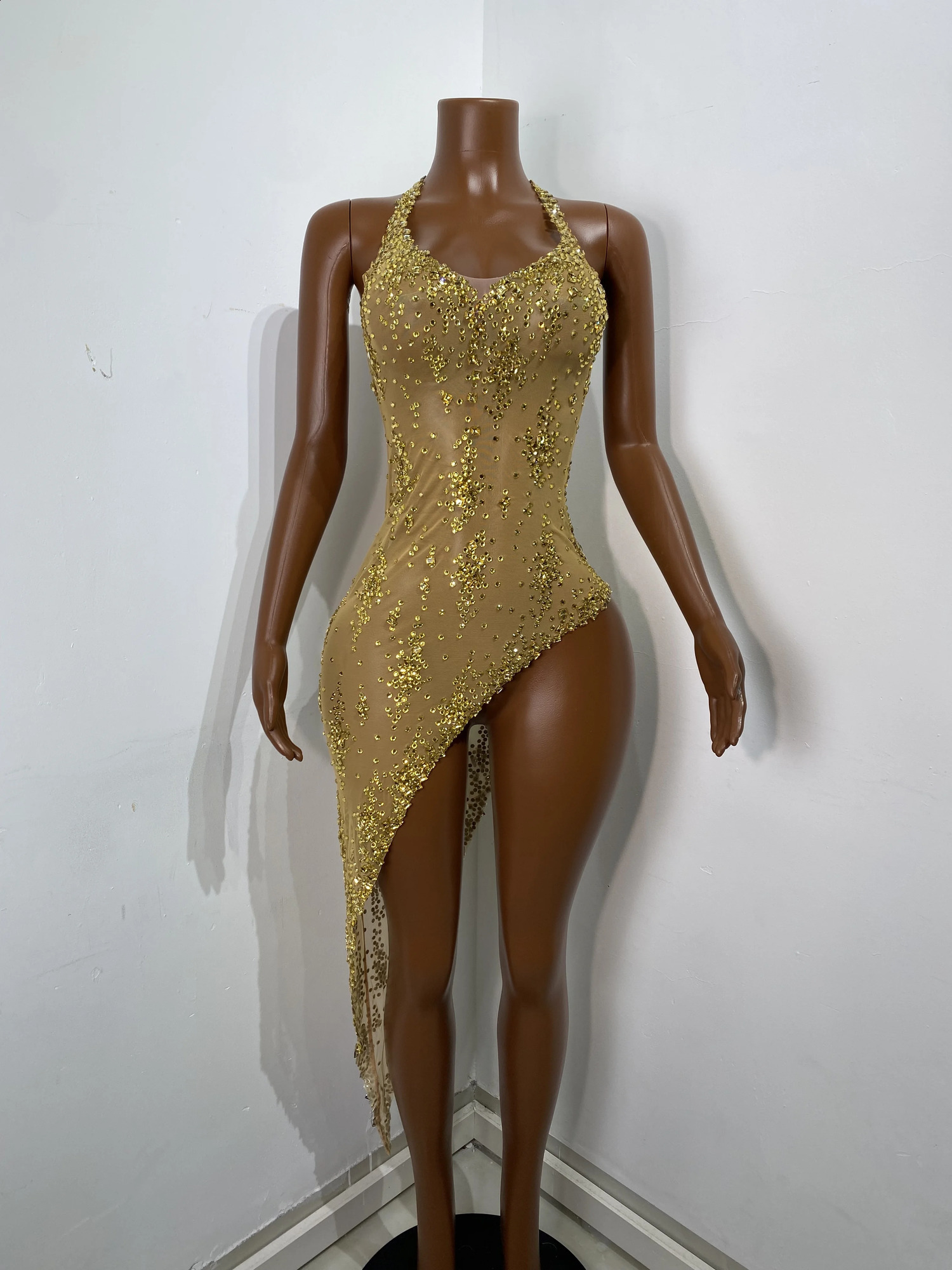 Women Sexy Tank Red Crystal Gold Diamonds Midi Bodycon Dress Birthday Party Costume Bar Nightclub Stage Performance Clothing 250827