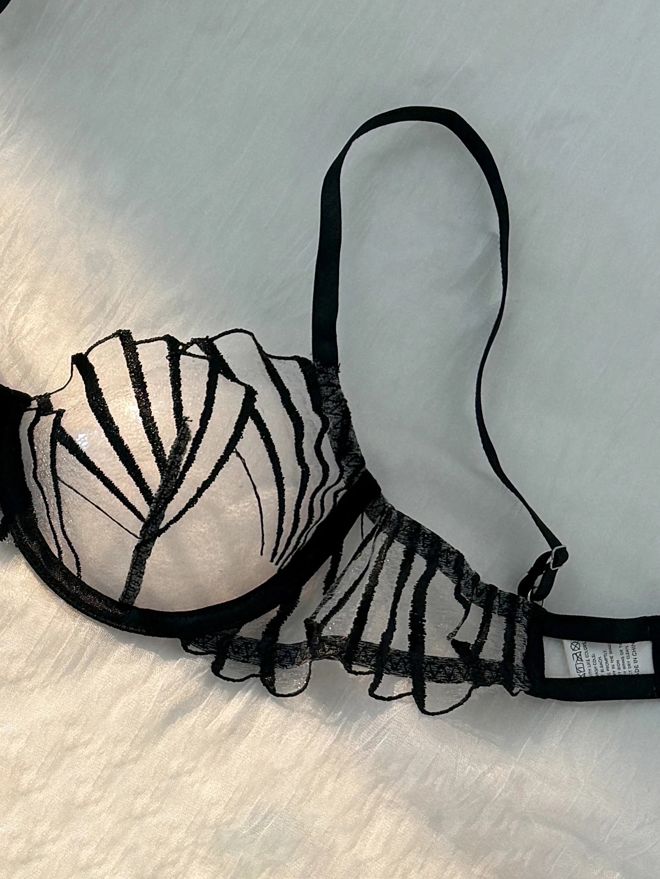 2pcs Womens Bra Set Sexy Lace Mesh Lingerie Set Ultra Thin Breathable Comfortable Lightweight Scallop Transparent Lingerie Set250826