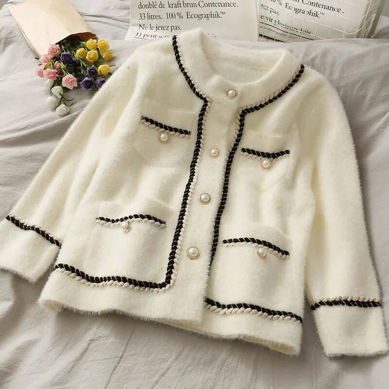 2024 New Women's Autumn/Winter Thickened Knitted Sweater Cardigan Loose-Fit Mink Imitation Jacket Plus Size Top dongdumaoyi