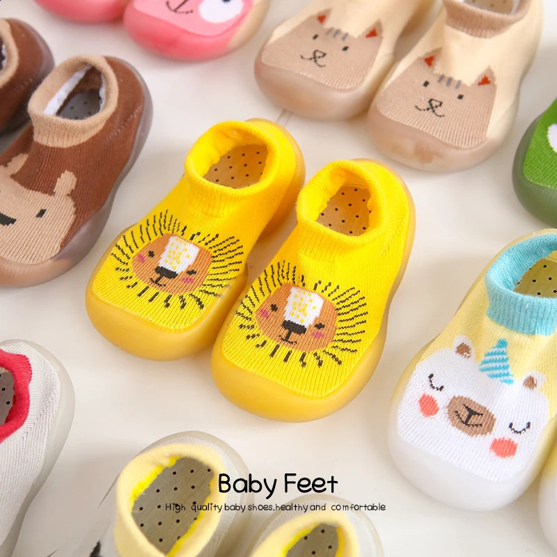 Baby Socks Shoes Boy Girl Fashion Toddler Shoes AntiSlip Soft Rubber Shoes Animal Style Arrival Baby First Walker Autumn 250826