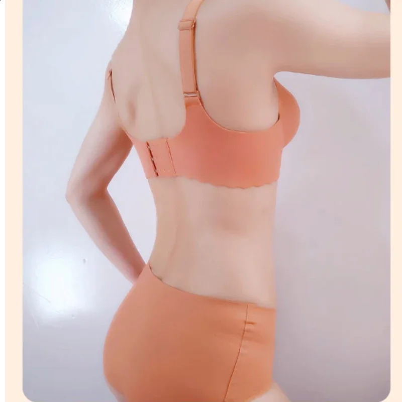 2025 Extreme PushUp Bra 8cm Pads for Small Bust Wireless Double Cup Lift Natural Shape Adjustable Plunge Deep V Bras250827