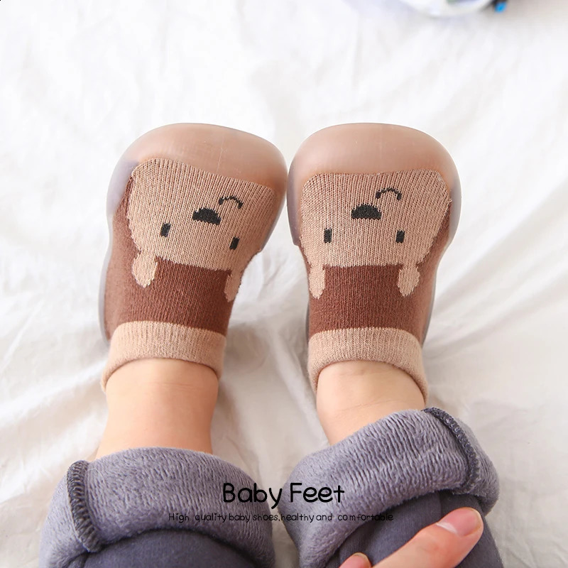 Baby Socks Shoes Boy Girl Fashion Toddler Shoes AntiSlip Soft Rubber Shoes Animal Style Arrival Baby First Walker Autumn 250826