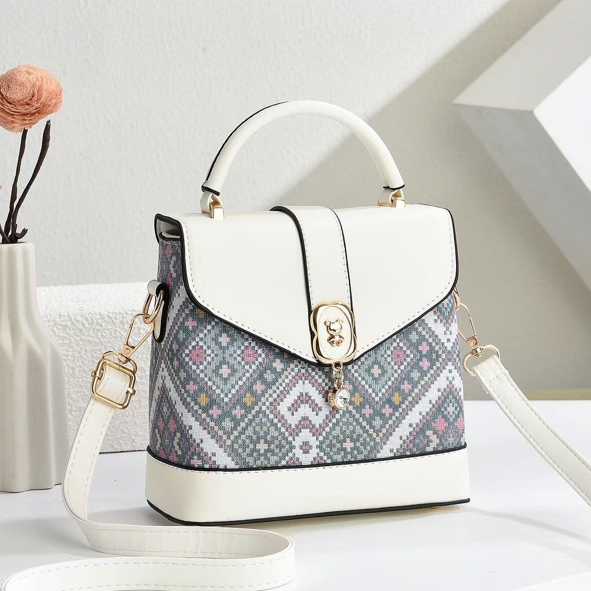 Designer Cross Body Bags Fashionable Bucket Shoulder Handbag - Casual Chic Crossbody Bag for Women, Lightweight Everyday Purse