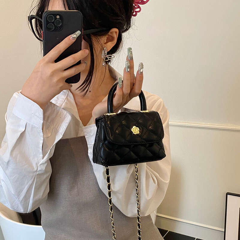 Handbag Korean Style Small Chanel Camellia Fashion Chain Quilted Mini Coin Purse Versatile Casual Crossbody Bag for Women