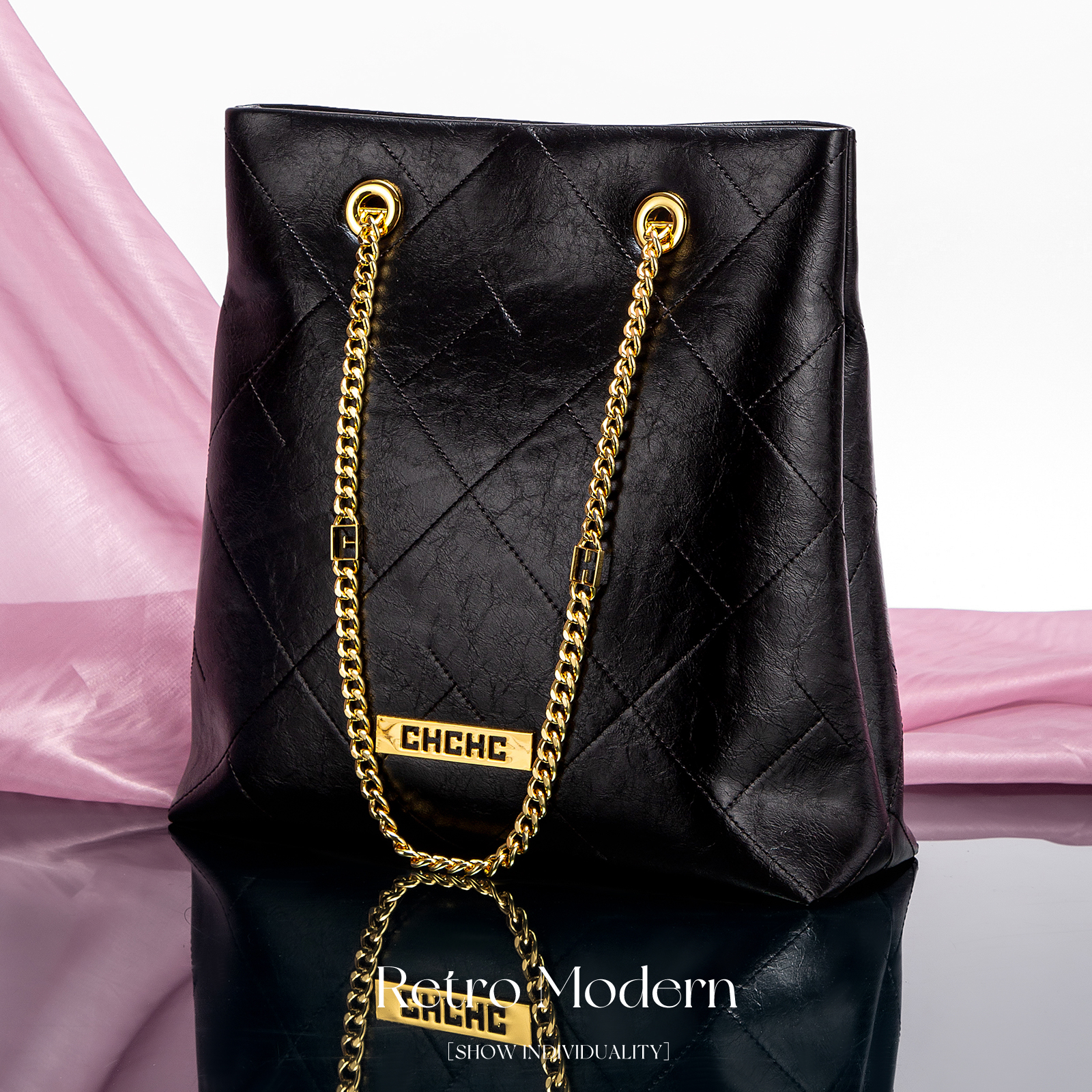 CHCH Classic Retro Style Pure Colour Fashion Women's Shoulder Bag Simple Versatile Chain Shoulder Strap Design Exquisite Workmanship