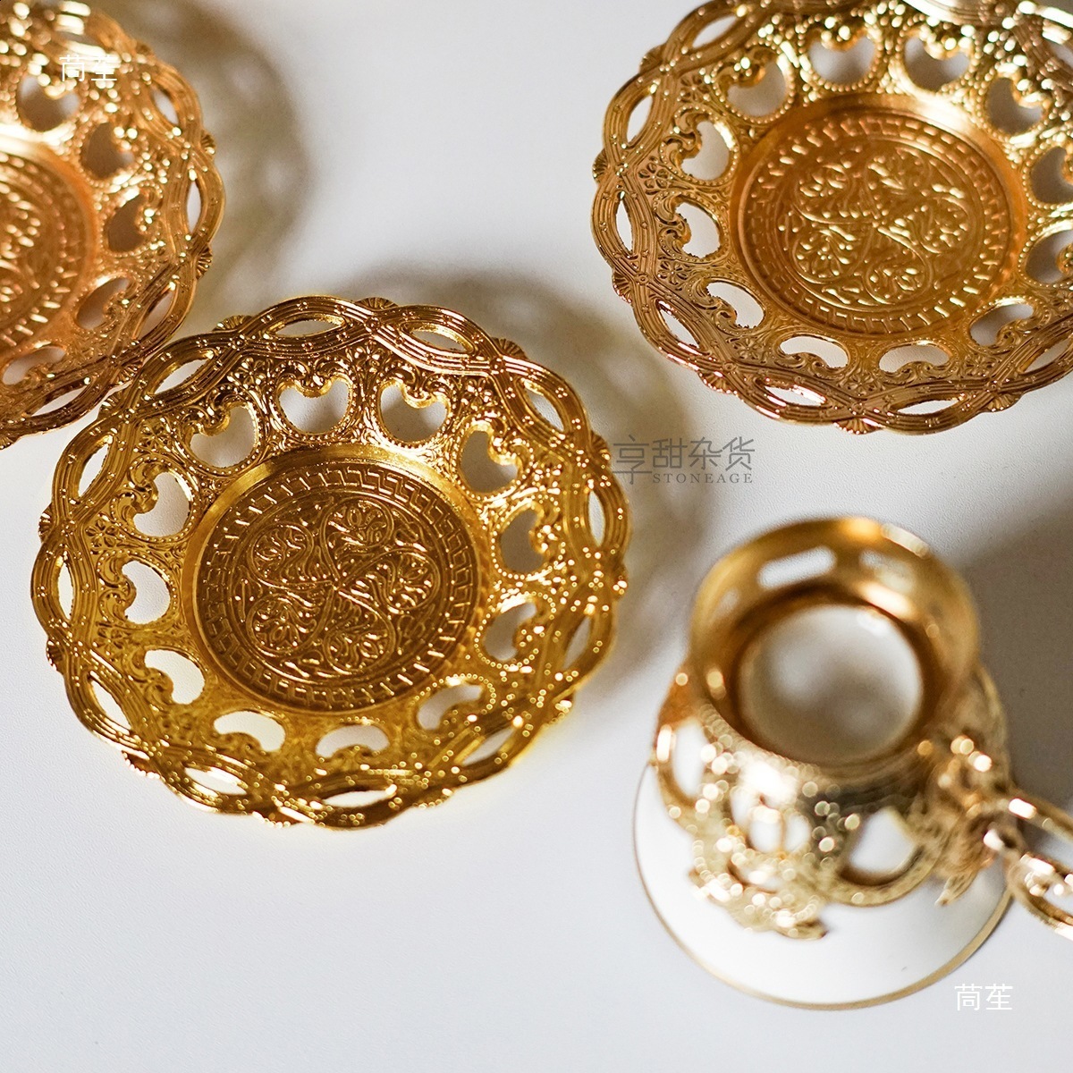 Turkish Golden Coffee Cups and Saucers Serving Set Ceramic Mugs for Home Decor Demistasse Porcelain 210309