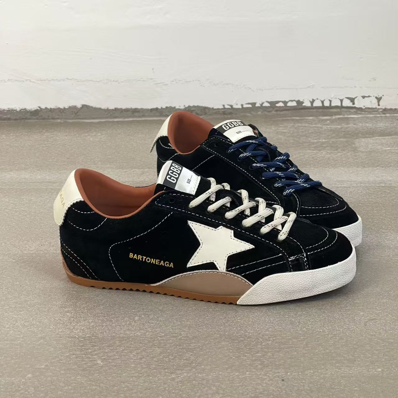 Sports Shoulder Strap Walking Summer Fashion Mesh Hot Breathable Lace Up Sports Platform Womens high quality Shoes Z250403