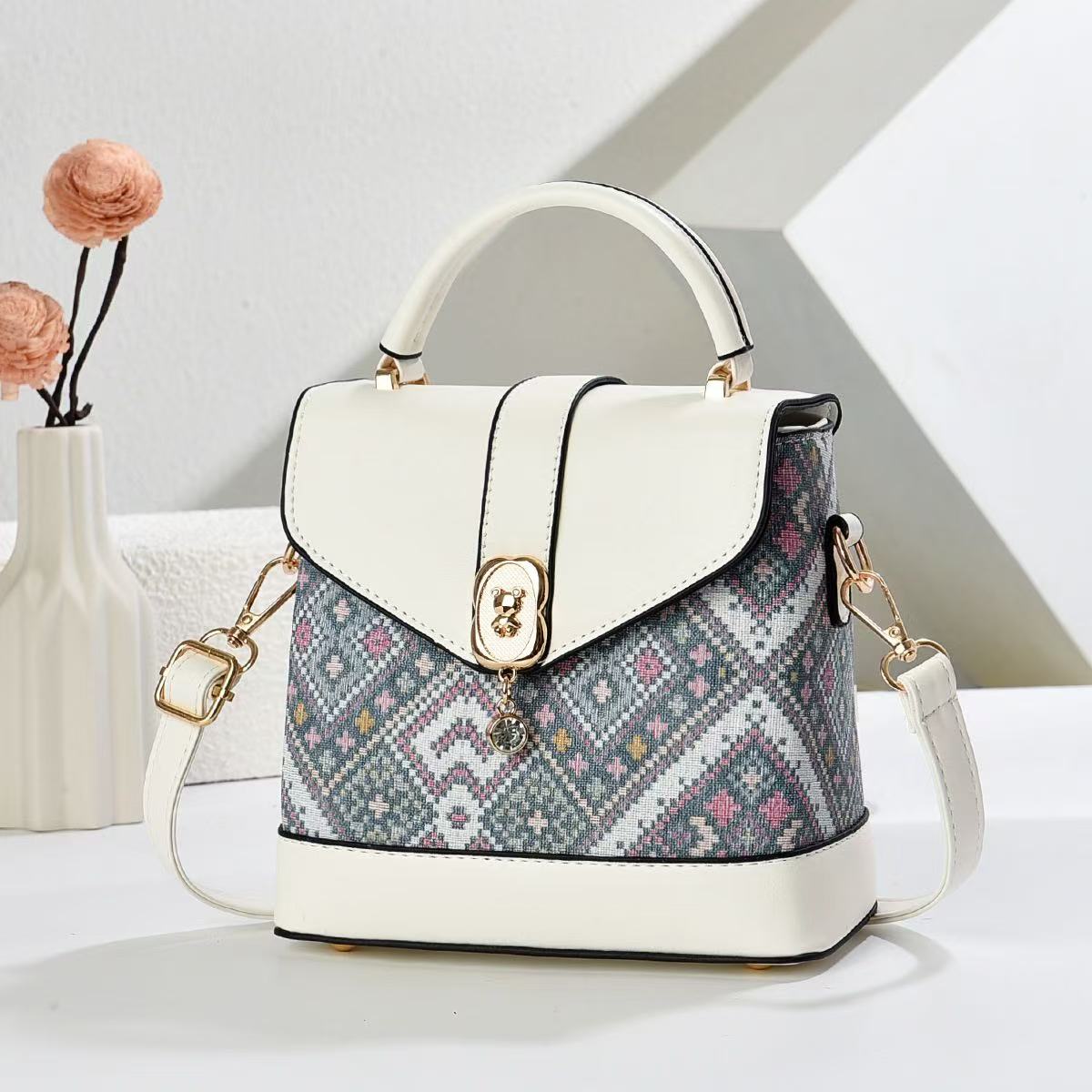Designer Cross Body Bags Fashionable Bucket Shoulder Handbag - Casual Chic Crossbody Bag for Women, Lightweight Everyday Purse