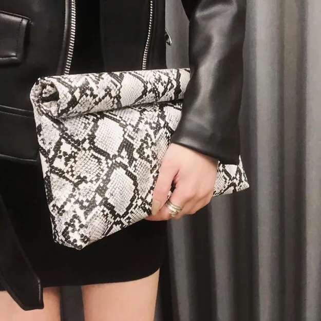 Designer Bags light luxury Fashion Women Evening Party Snake skin pattern Large-capacity leather hand-held pinch bag - view 4