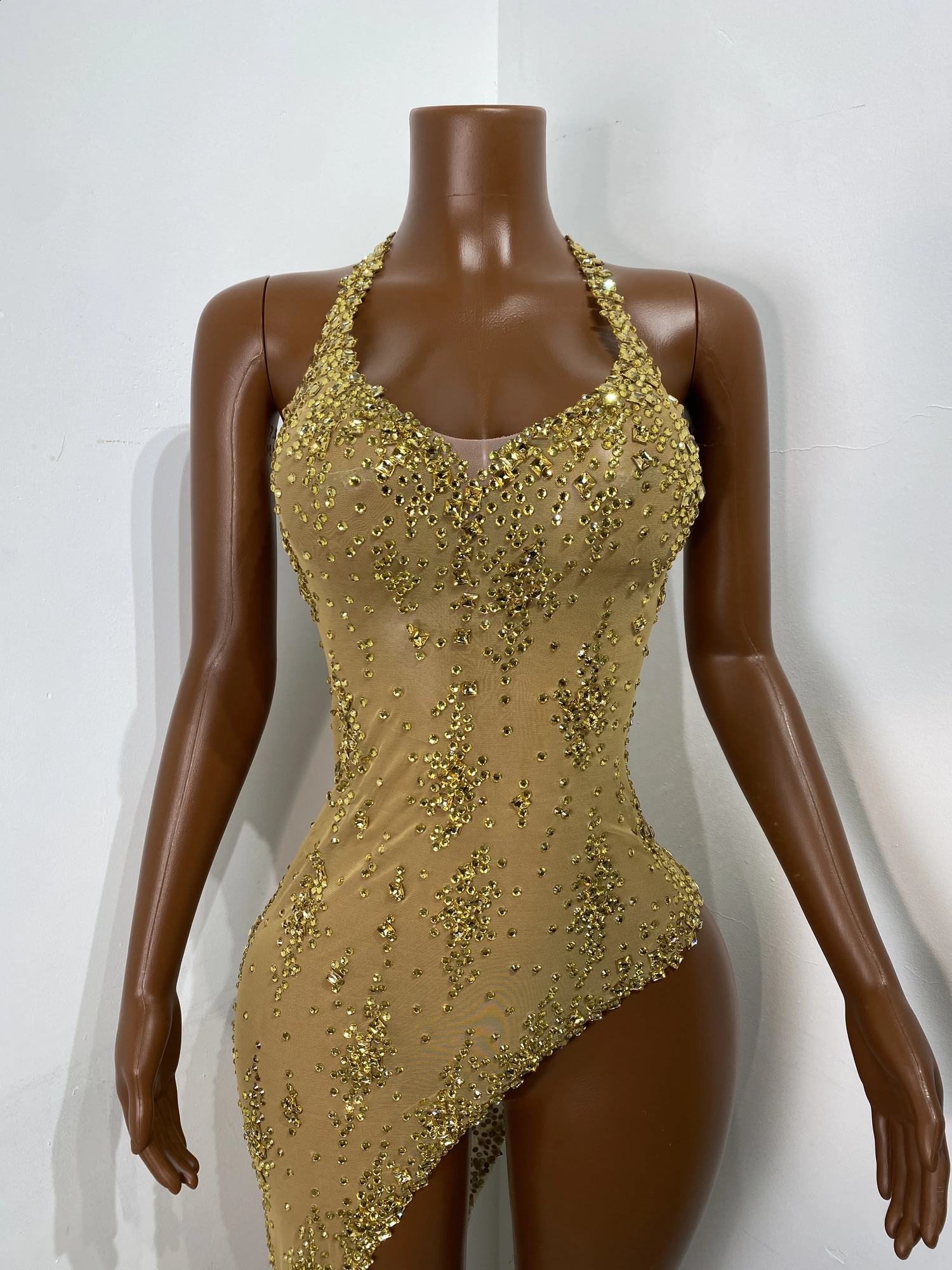 Women Sexy Tank Red Crystal Gold Diamonds Midi Bodycon Dress Birthday Party Costume Bar Nightclub Stage Performance Clothing 250827