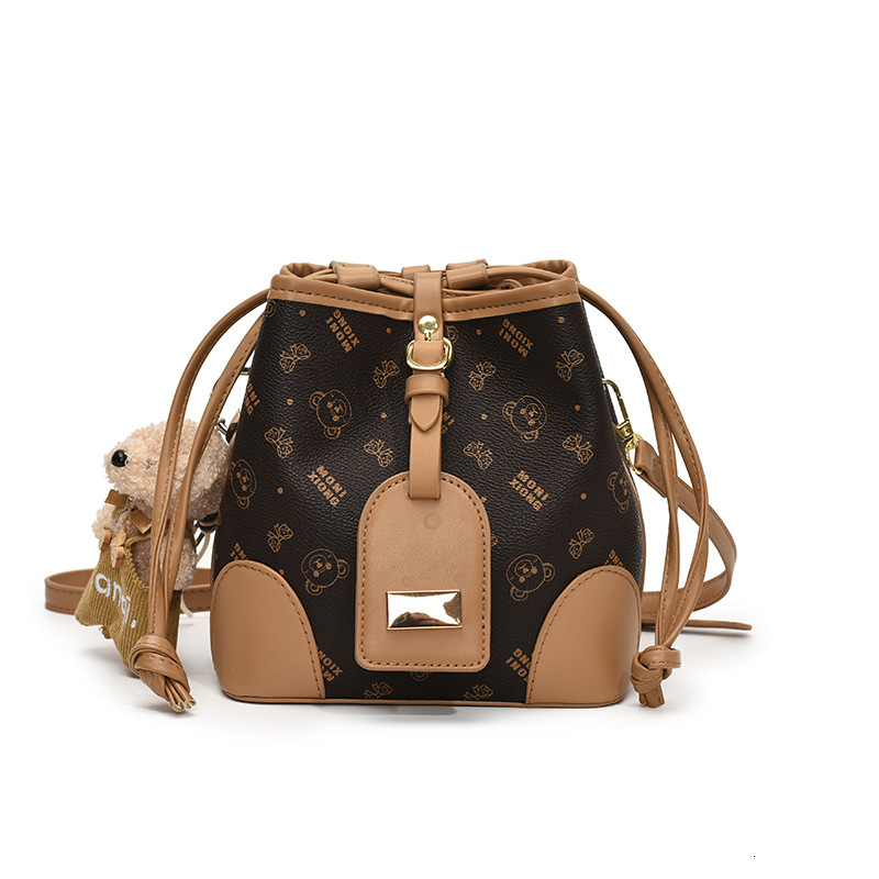 High Quality Drawstring Bucket Bag Free Delivery To Your Door For Women New Fashion Versatile Stylish Shoulder Designer Bag Luxury Bag Niche Printed C