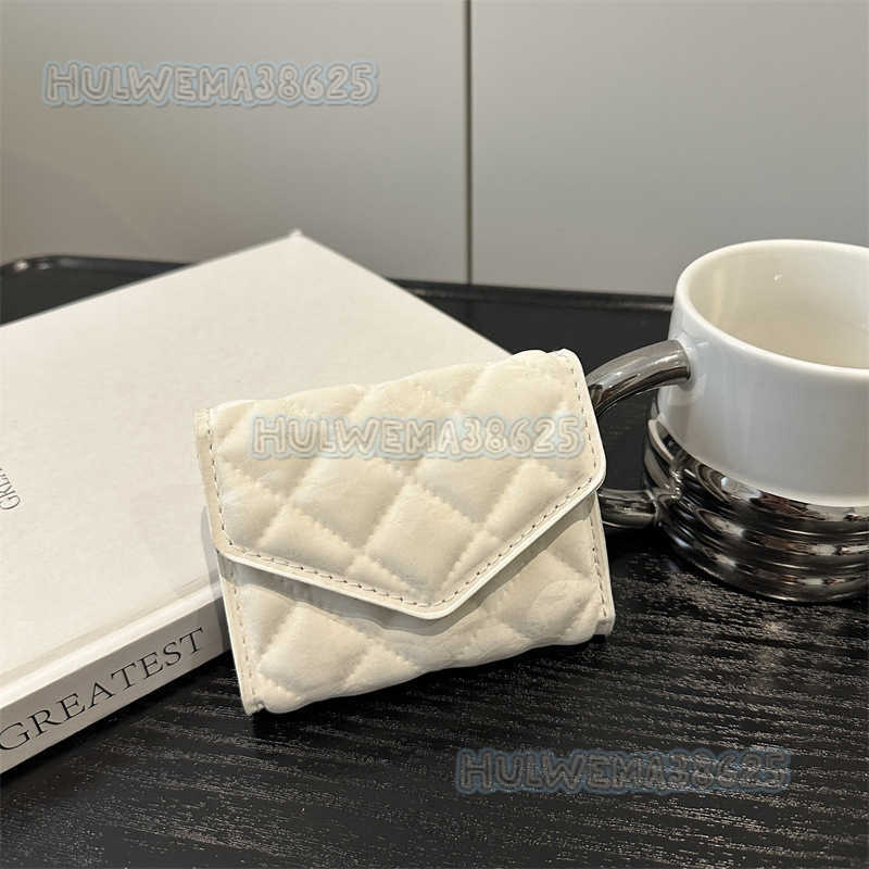 Mini Coin Purse Small Bag for Women 2025 Autumn Winter New Stylish Womens Quilted Embroidery Small Square Bag Trendy Womens Bag H250827