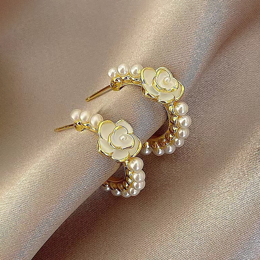 Designer Earrings Earrings Jewelry Jewellery Camellia Pearl Design Earrings Women Vintage French Chic Luxury High End Elegant Timeless Hoop Stud Earri