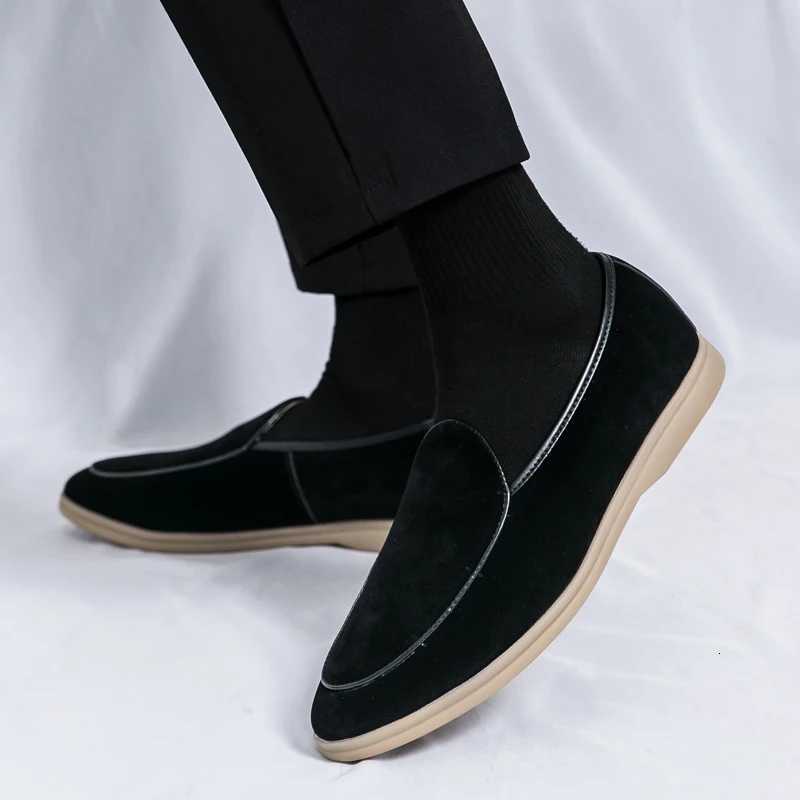 Autumn Highquality Suede Mens Loafers Simple Flat Casual Shoes Luxury Brand Nubuck Leather Outdoor Moccasins Party Wedding ShoesXJ250827