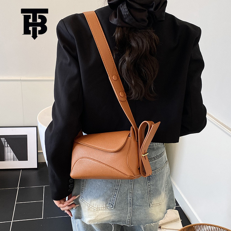 TB BHULAMTE Designer Luxury 2025 Women's Versatile Fashion Shoulder Bag Large Capacity Casual Simple Underarm Bag Crossbody Bag Tote Bag Free Shi