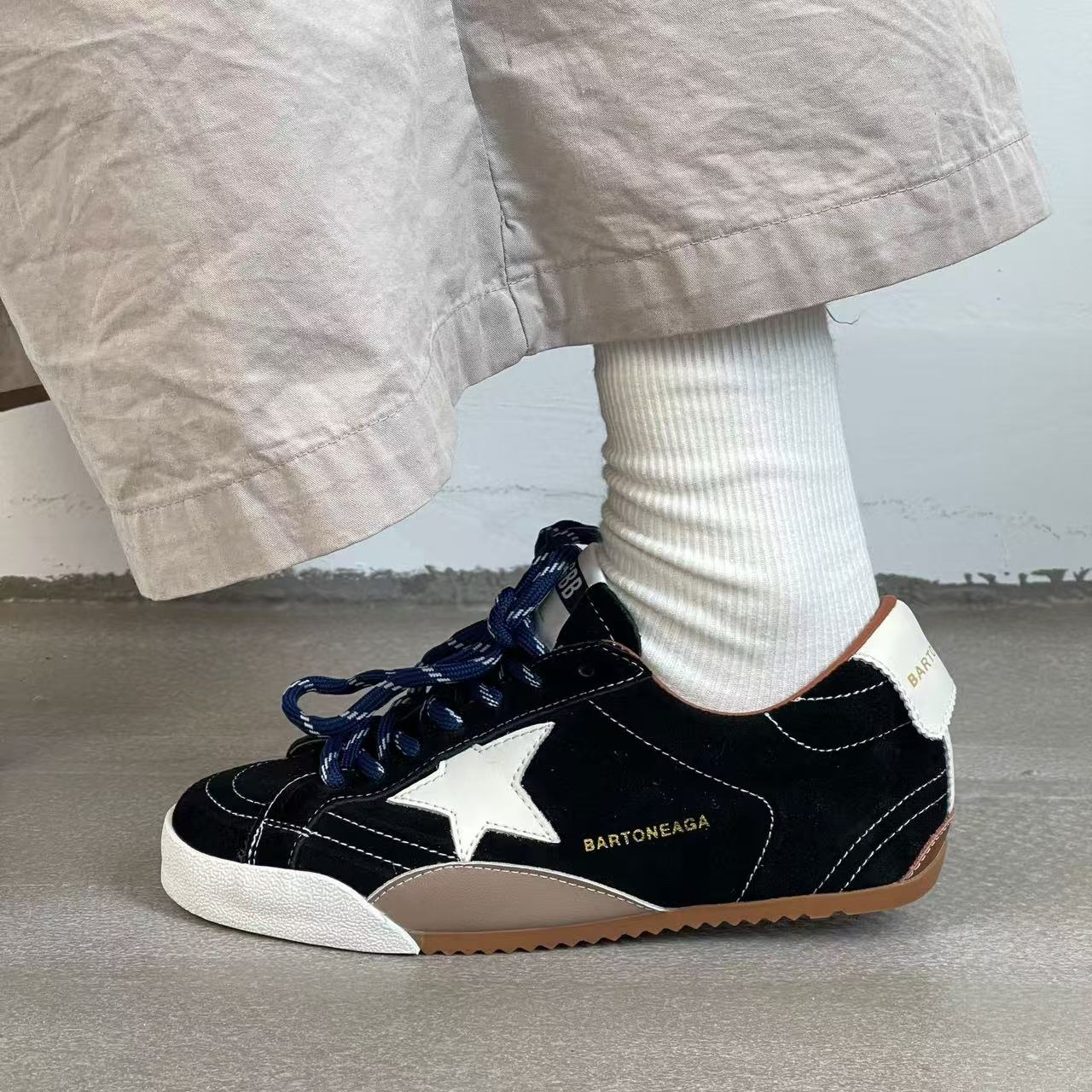 Sports Shoulder Strap Walking Summer Fashion Mesh Hot Breathable Lace Up Sports Platform Womens high quality Shoes Z250403