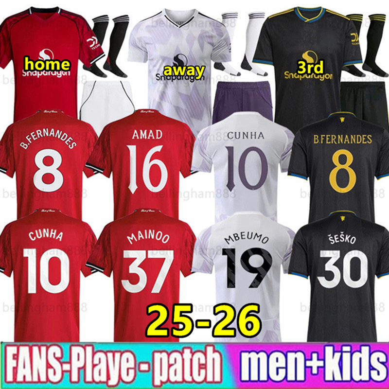 25 26 MAN CUNHA Soccer Jersey AMAD GARNACHO HOJLUND MAINOO MOUNT unted football shirt MARTINEZ FERNANDES YORO UNTED CASEMIRO Zirkzee Kids Child kit unitedjersey