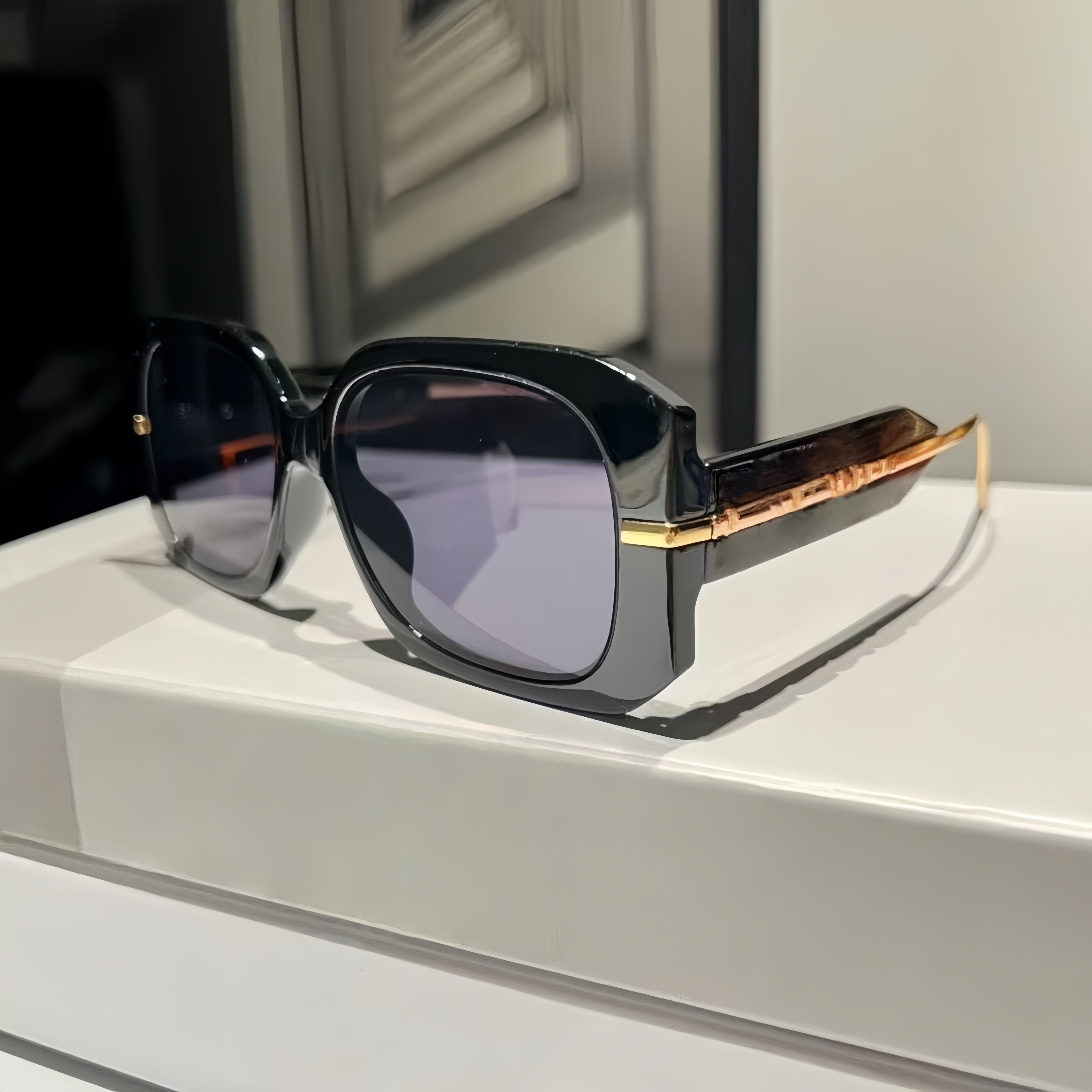 luxury Top Designers sunglasses for women men Polarized Trend UV resistant sun glass Casual Versatile eyeglasses Geometric Square sunglass