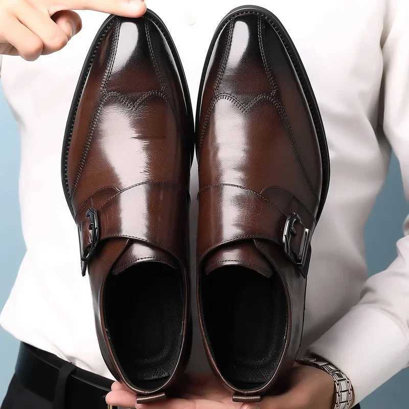 New Men Business Dress Shoes Hasp Formal Leather Shoes for Men Oxfords Footwear High Quality Male Oxfords Men Leather ShoesXJ250827