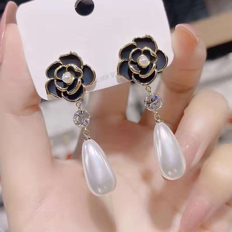 Designer Earrings Jewelry Jewellery Korean Influencer Minimalist Camellia Pearl Earrings Women Cool Niche Vintage S925 Sterling Silver Post Earrings E