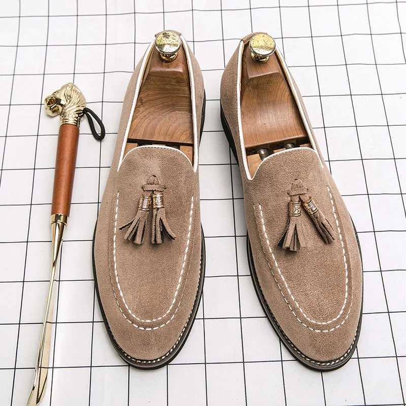 italian brand cowhide suede pointed toe leather shoes high quality mens loafers mens casual shoes British style flat shoesXJ250827