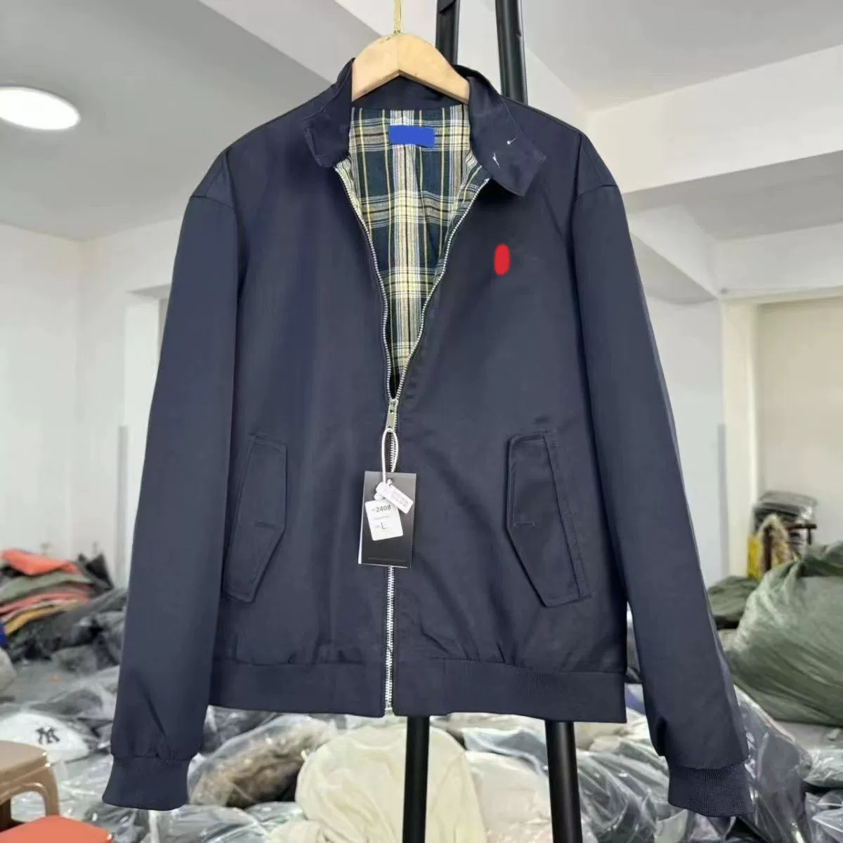 Mens Embroidery Jackets Fashion Classic Retro Bomber Coat Solid Color Jackets Vintage Windbreaker Fur Coats For Man