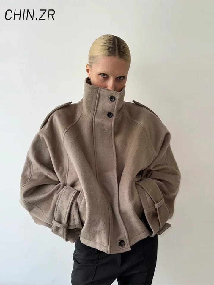 Elegant Womens Cropped Woolen Coats Loose Stand Collar Single Breasted Pocket Female Coat 2025 Autumn Winter Lady Warm Outwear 250826