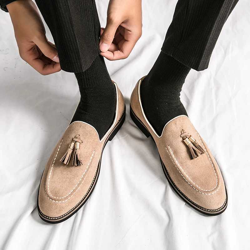 italian brand cowhide suede pointed toe leather shoes high quality mens loafers mens casual shoes British style flat shoesXJ250827