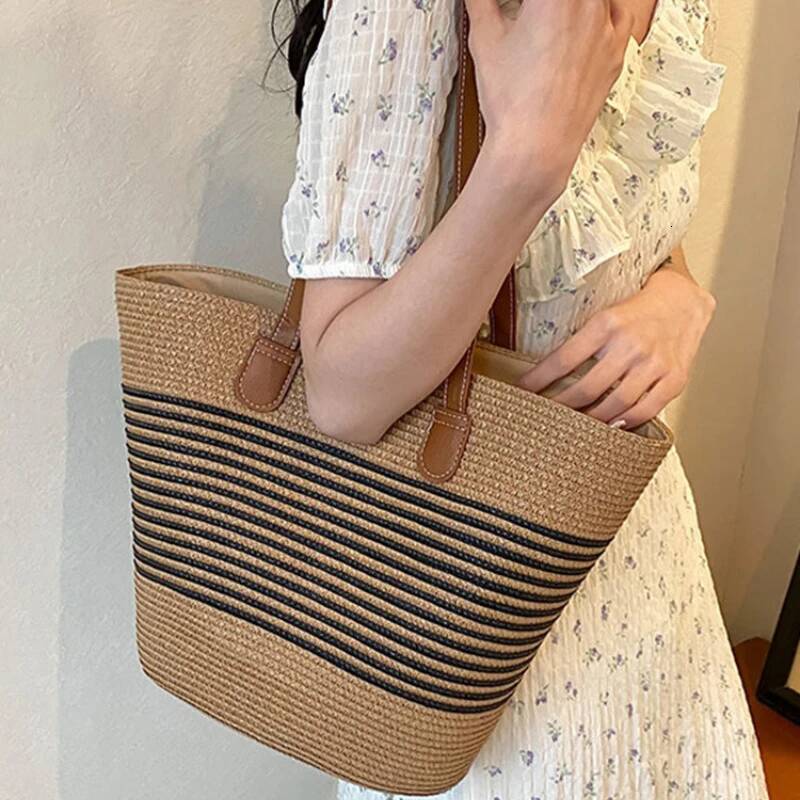 Luxury Handbag Women's Large Capacity Shoulder Summer Straw Woven Basket Handbag Fashion Female Designer Beach Bag Bali Shopper Tote Handbag