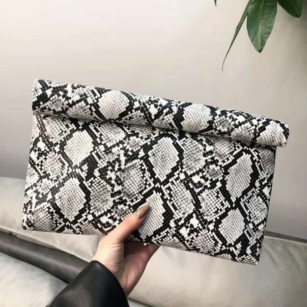 Designer Bags light luxury Fashion Women Evening Party Snake skin pattern Large-capacity leather hand-held pinch bag