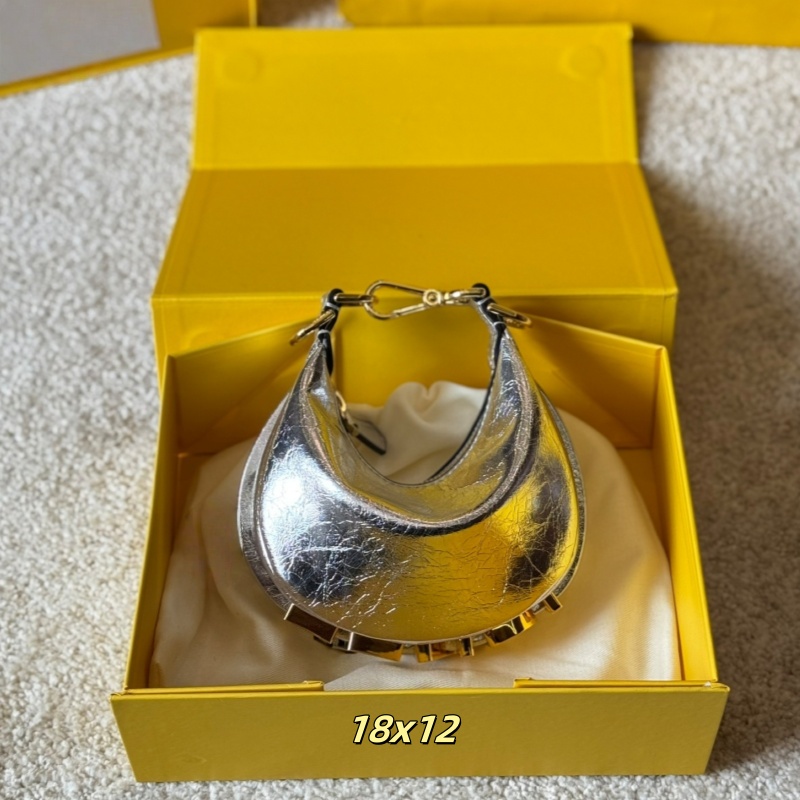 26ss Designer Crescent Bags for Women Hobo Mini Half Moon Shouder Letters Nano Handbags Womans Chain Crossbody Bag Leather Underarm Tote Wallet Purse