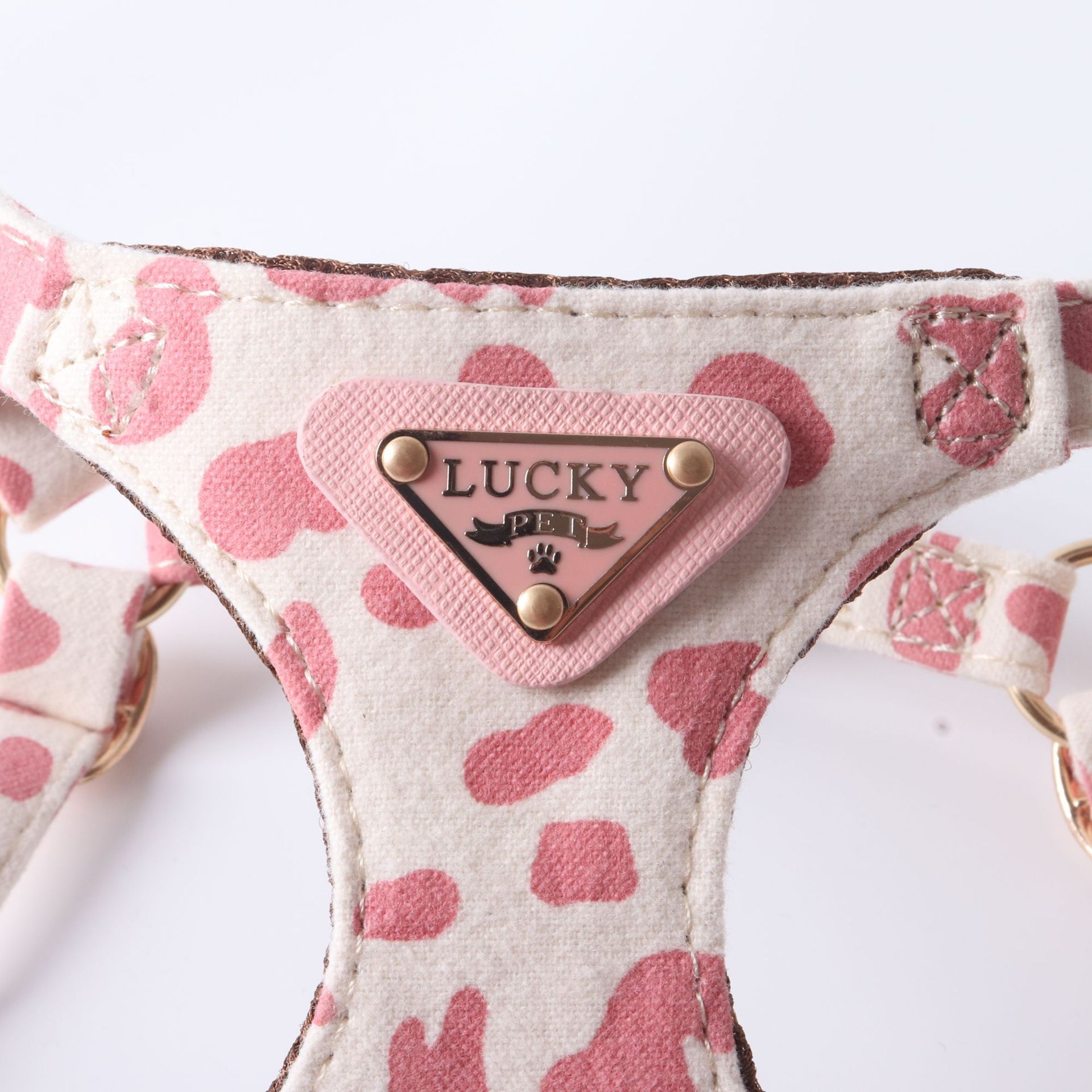Cow pattern triangle badge chest harness set with double hook traction rope, small and medium-sized dog vest