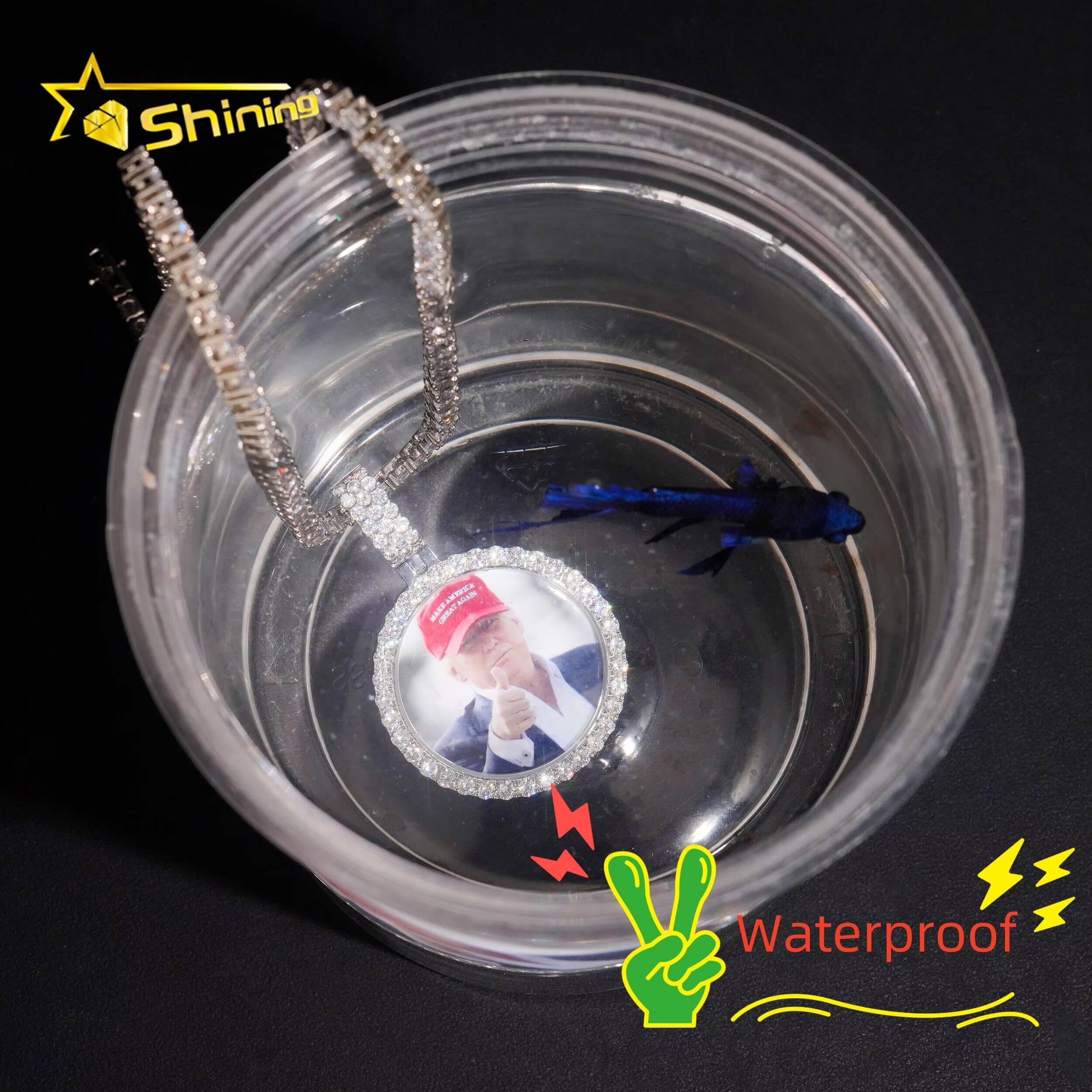 New Design Saphire Panel No Scratch Memory Moissanite Photo Pendant Fashion Waterproof Iced Out Moissanite Picture Pendant