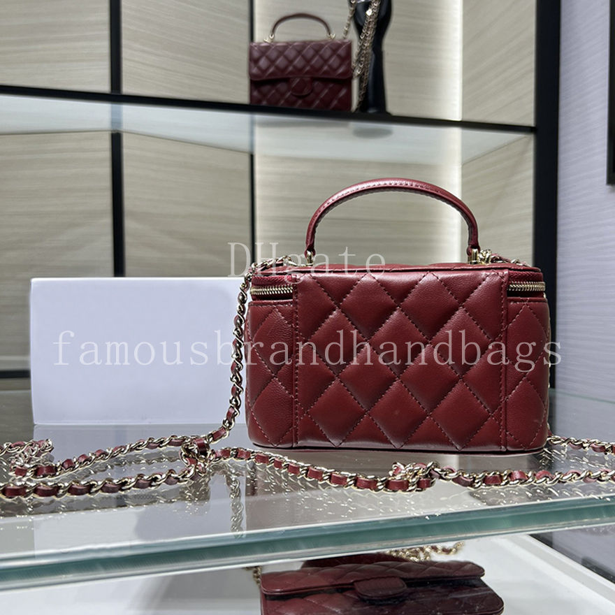 Luxury 17cm Lambskin Leather Cosmetic Bag with Chain - Designer Crossbody Vanity Case With Box 24C20F