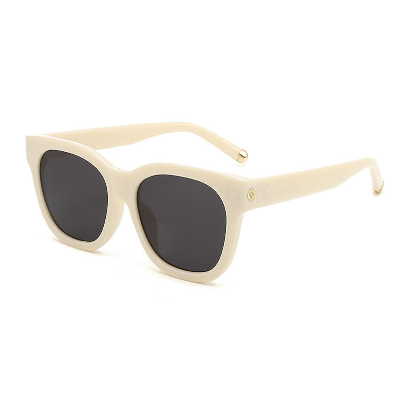 Special Require Style Sunglasses Designer Sunglasses Is Customized According To Customer Requirements From Clients Provide With Model