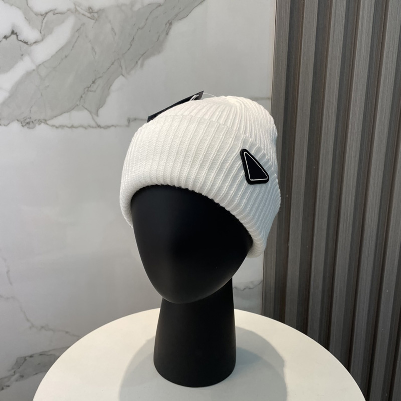 Designer beanie mens simple skull hat knitted womens classic triangle fashion casual autumn and winter skiing warm high quality box excellent gift cho